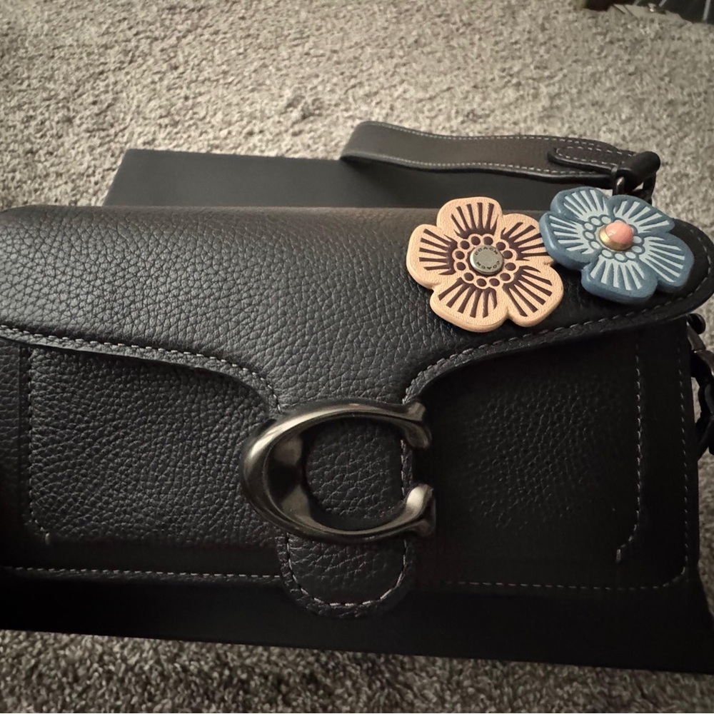Tabby Shoulder Bag 20